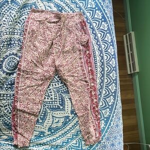 Billabong Pink and White Casual Joggers with Tapered Legs